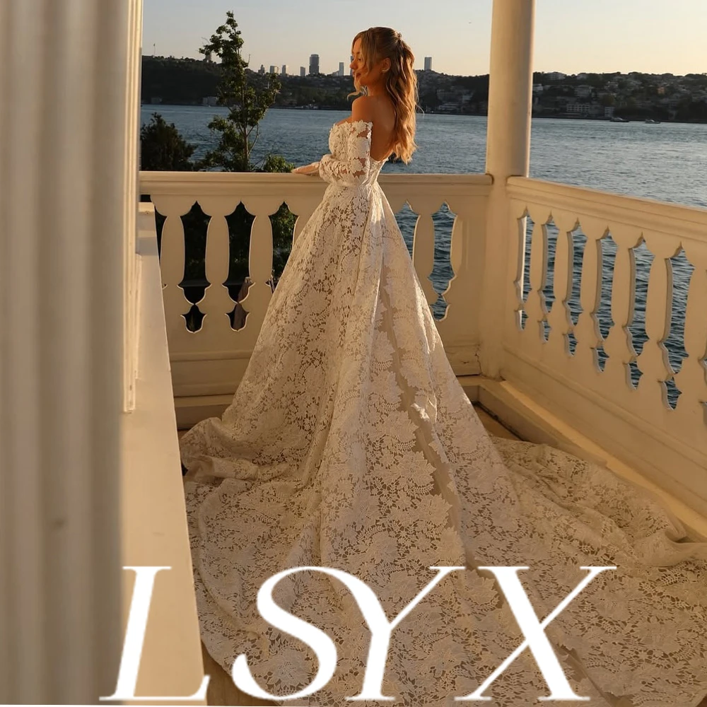 LSYX Robe de mariée personnalisée en dentelle à épaules dénudées avec manches longues, train, design élégant, silhouette intemporelle