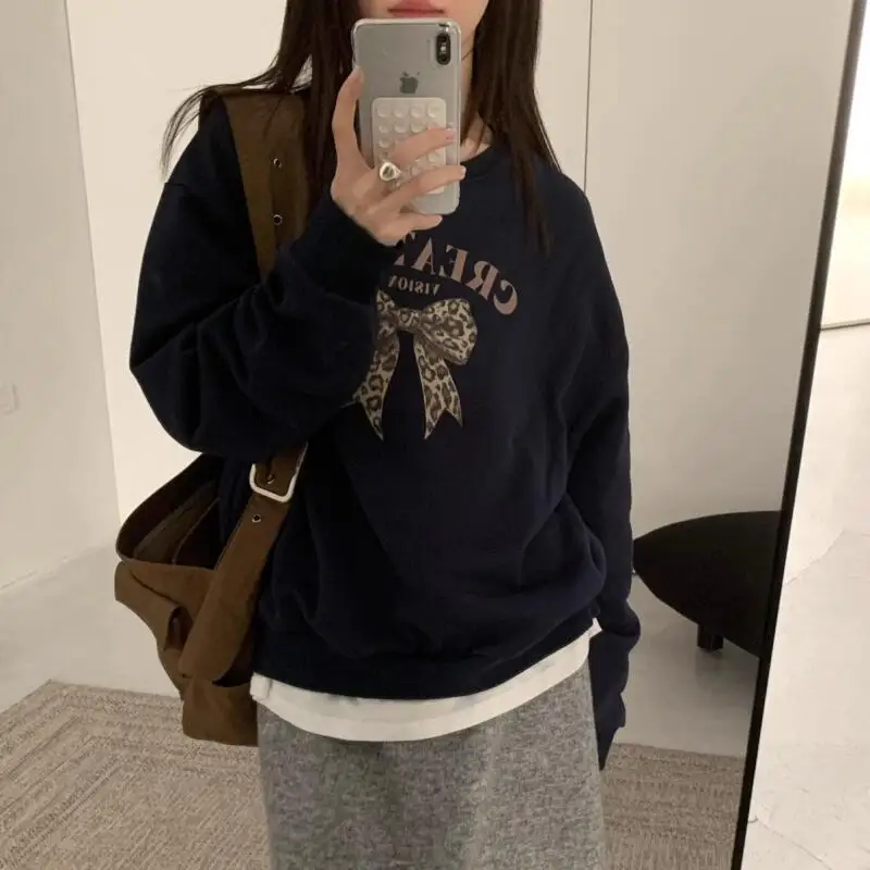 

Корейская женская толстовка с круглым вырезом и принтом бабочки, новая повседневная свободная тонкая толстовка с капюшоном, легкий топ в стиле Харадзюку