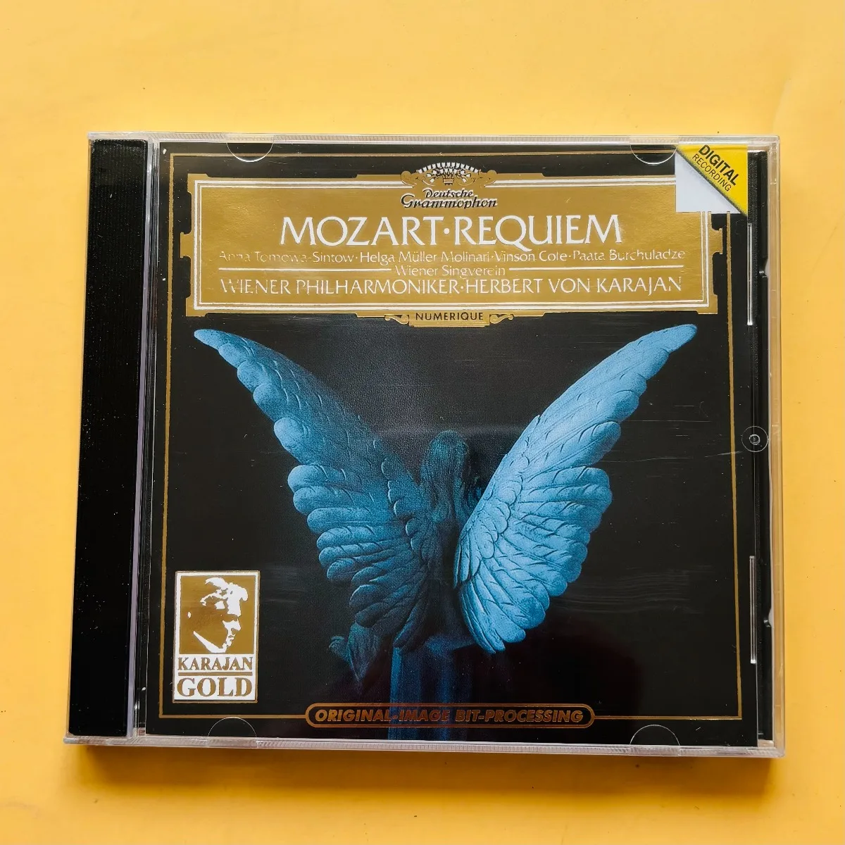 

Mozart Requiem KV 626 Karajan Vienna Philharmonic Orchestra DG Classical Music CD for Classical Audiophiles and Collectors