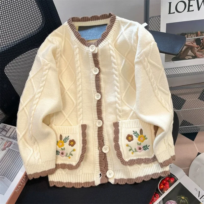 New Tweed Style Sweater Cardigan Loose Fit Embroidery Vintage Flower Sweet Jacket Knit Warm Comfortable Pullovers