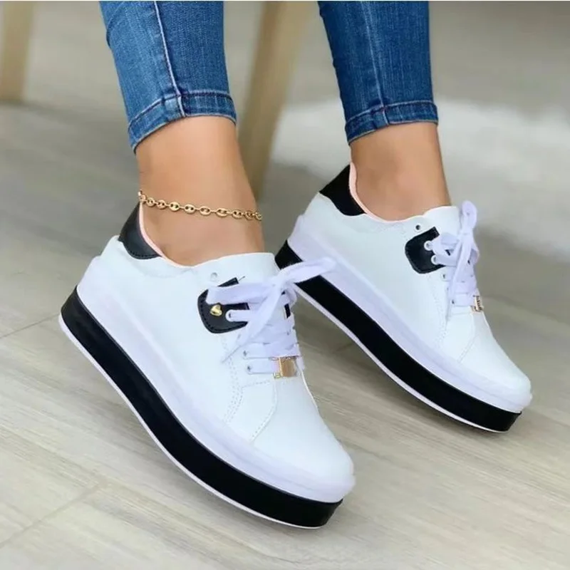 Zapatos vulcanizados para mujer, zapatos deportivos 2022, zapatos de plataforma para exteriores, zapatillas informales de PU a la moda con cordones,