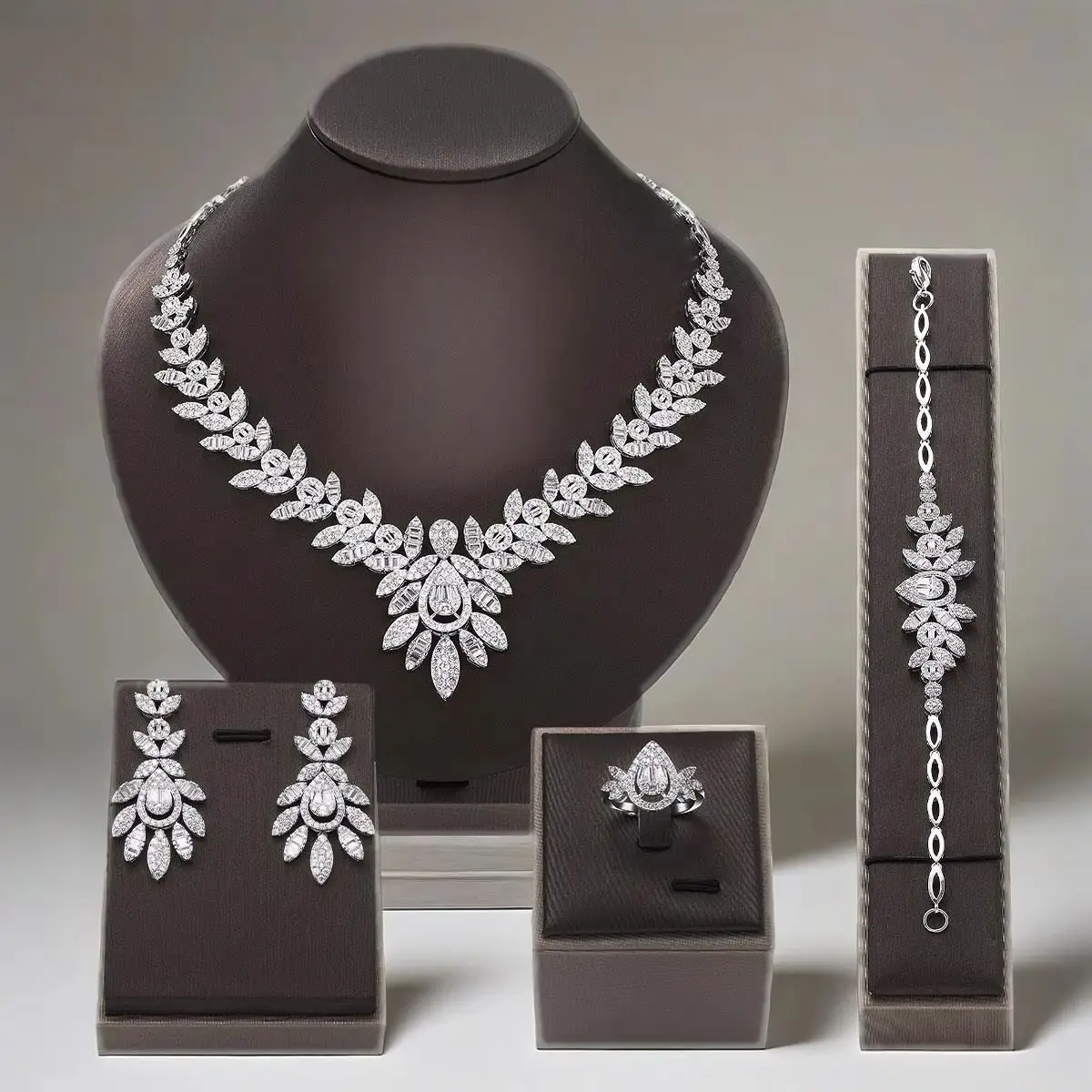 

Дубай, Нигерия, женский свадебный комплект ювелирных изделий с цирконием в форме листьев, 4 шт., ожерелье, комплект ювелирных изделий, подарок для свадебной вечеринки