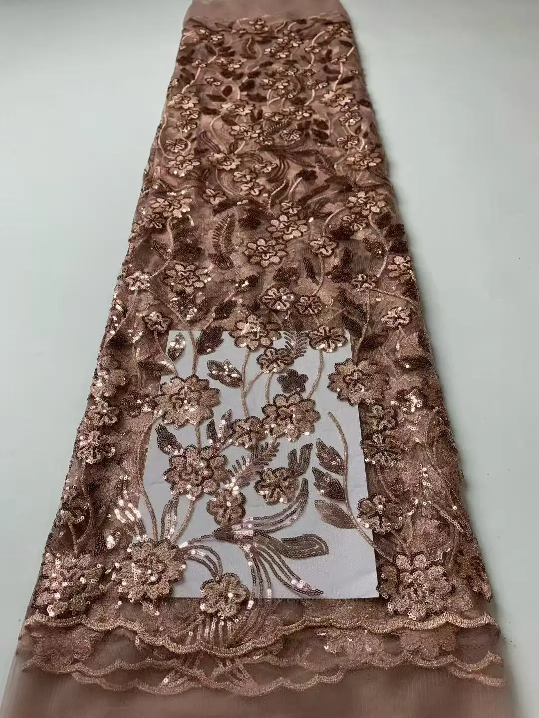 

Роскошная африканская сетчатая кружевная ткань с тяжелыми бусинами, новинка 2026, нигерийское сетчатое кружево с блестками для шитья свадебного платья, женское роскошное