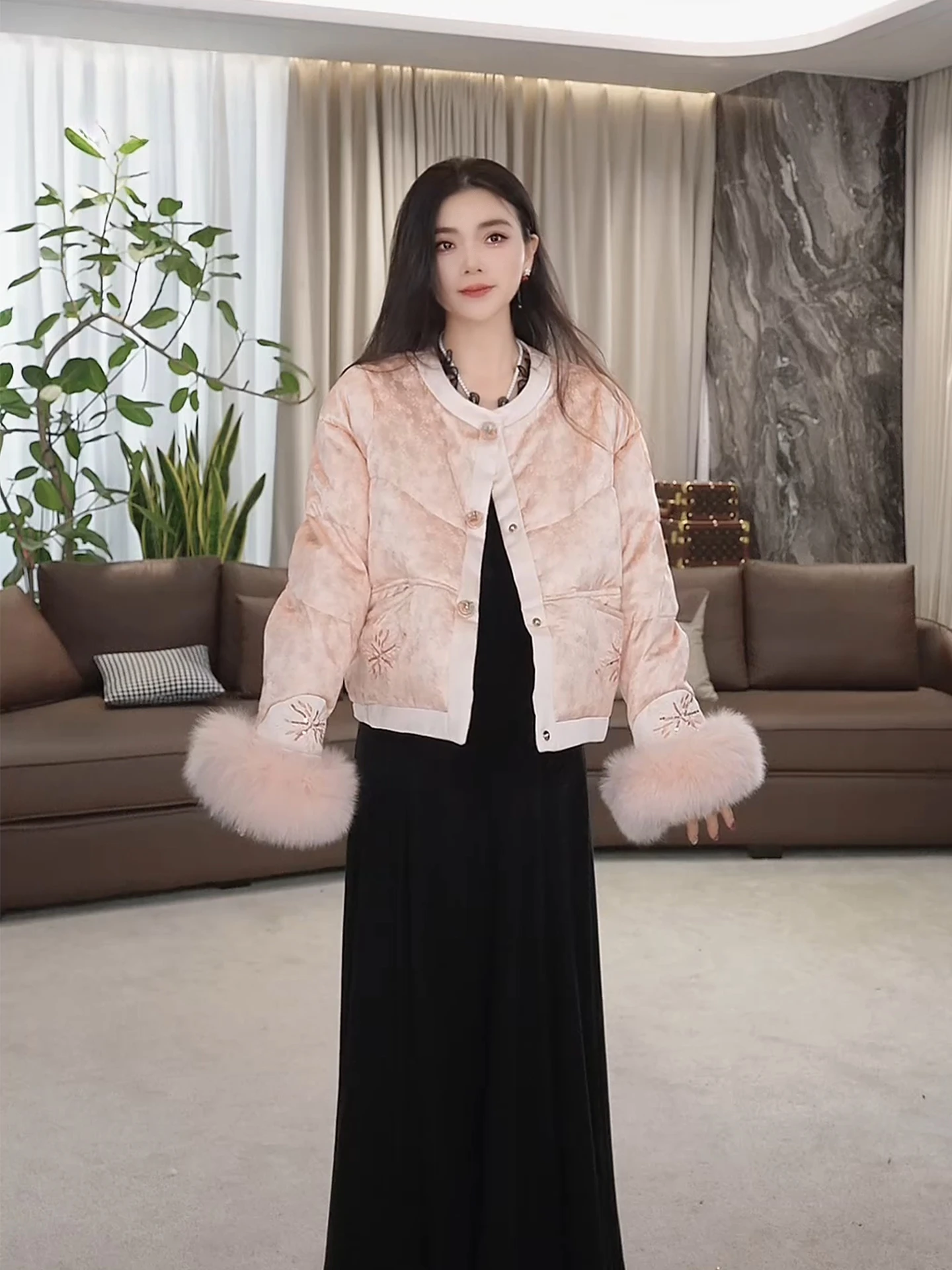 

Теплая меховая куртка с вышивкой в китайском стиле, пуховик LA.eila, осенне-зимняя новая модная модель, пальто для состоятельных дам.