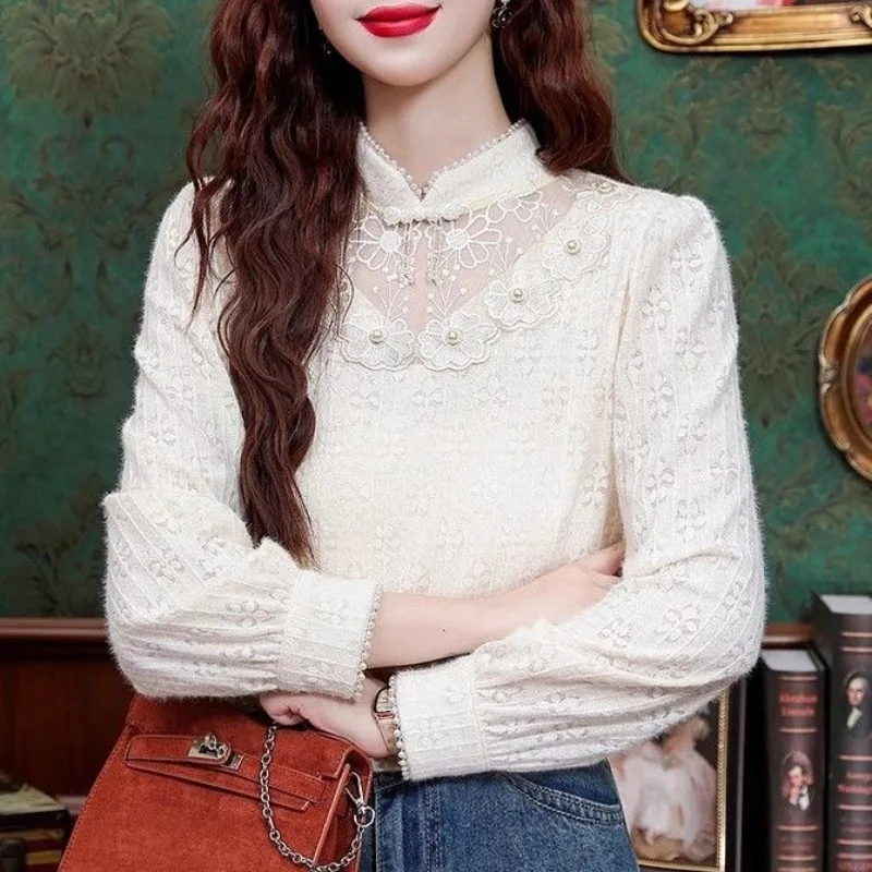 

Stand Up Collar Long Sleeved Lace Base Shirt Retro Chic with Thick and Inner Top Stylish Women's Long Sleeved Pullover TT818