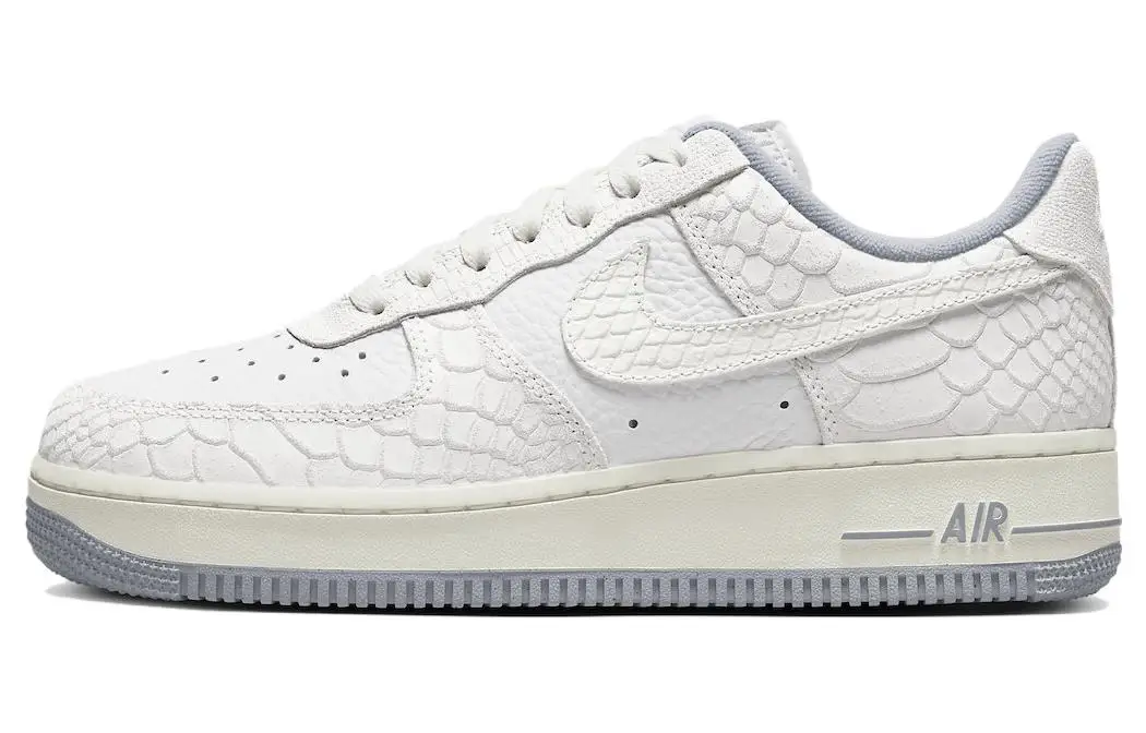 

Кроссовки Nike Women's Air Force 1 '07 'белые