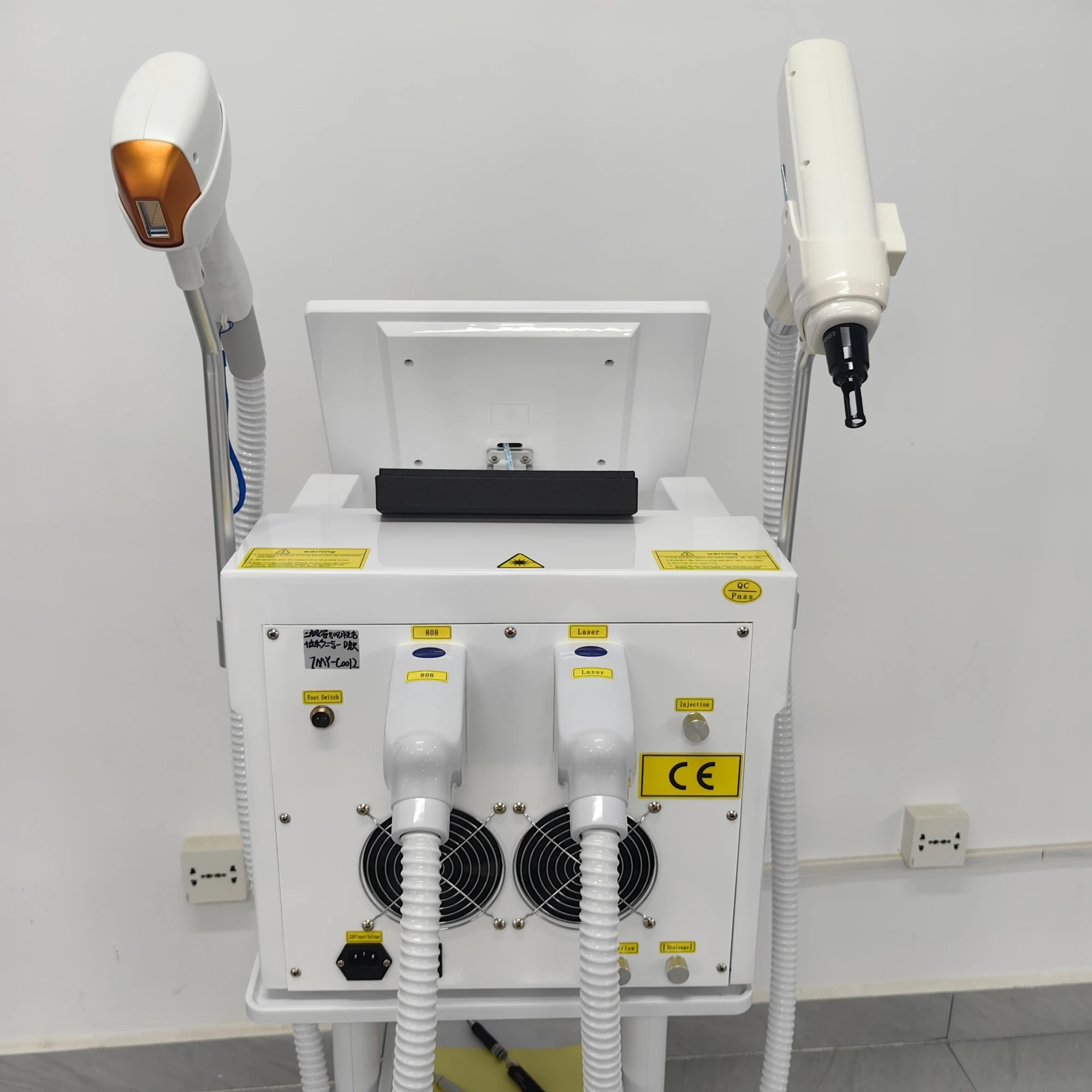 Newly Upgraded Diode Laser Hair Removal And Picosecond Two In One Beauty Machine With FAC And Pre Ignition Device TEC Condenser