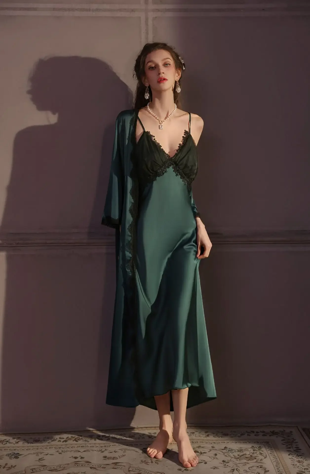 Elegant and sexy sleepwear women's ice ribbon breast pad beautiful back lace suspender nightgown long over the knee home outfit