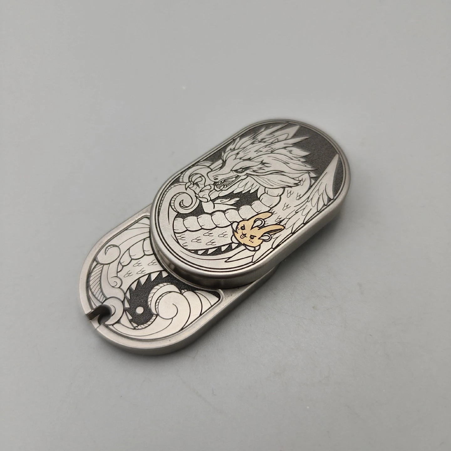 MOT Titanium Alloy Dragon Mechanical Push Fidget Slider EDC ป้องกันความเครียด Fidget Fidget Spinner ของเล่น