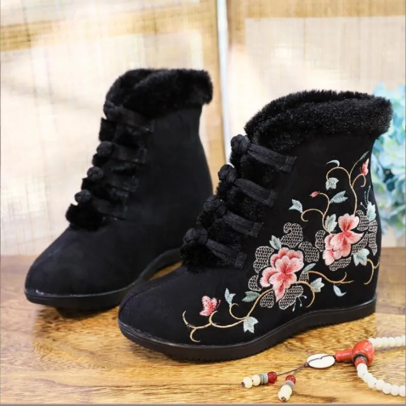 Fur Lined Flower Embroidered Women Ankle Boots Internal Height Increased Vintage Short Booties for Ladies Winter Warm Dress Shoe