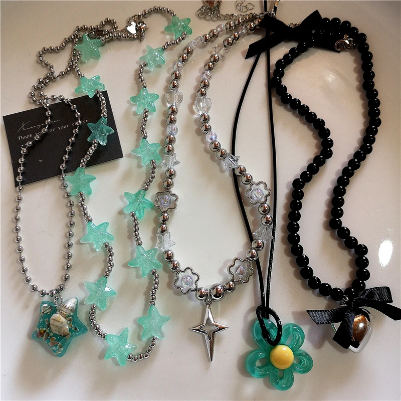Y2K Handmade akrylowa gwiazda wisiorek z kwiatem Choker naszyjnik dla kobiet Harajuku Goth słodka śliczna scena 2000s EMO biżuteria akcesoria