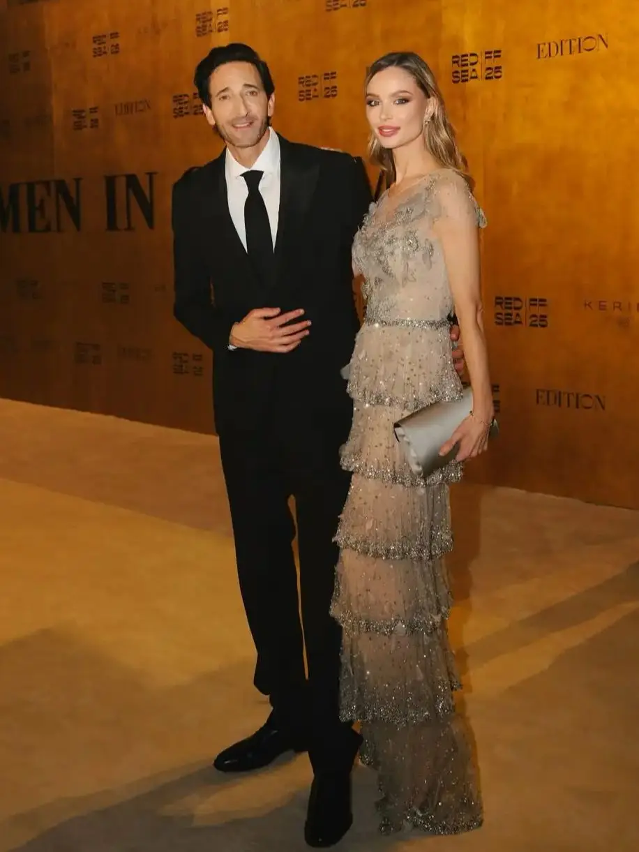 

Ofherown Luxury Tulle Tiered Sequin Evening Dress with 3D Flowers Appliques Women Sheer Short Sleeve Formal Party Prom Gown