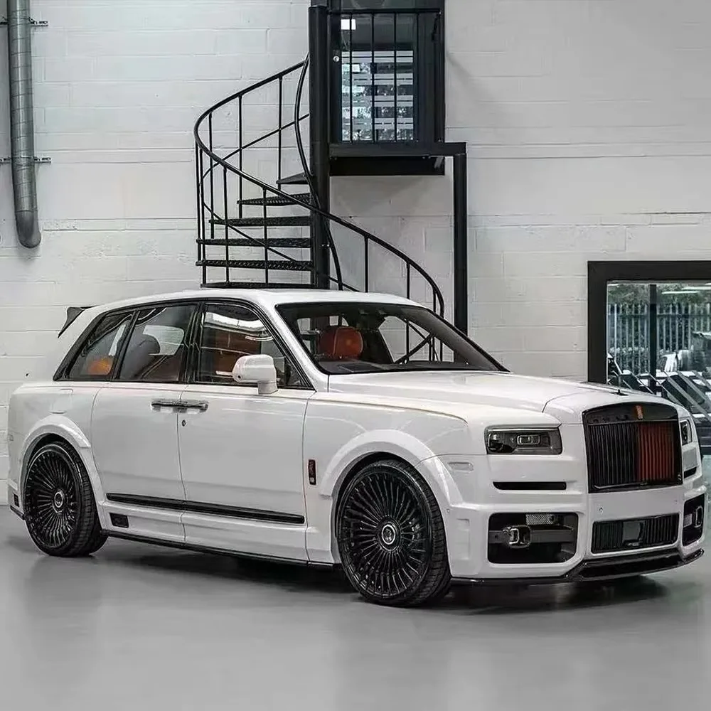 JT New UB Style Dry Carbon Fiber Body Kit For Rolls Royce Cullinan 2018-2022 Front Bumper Diffuser Side Skirts Exhaust Tips