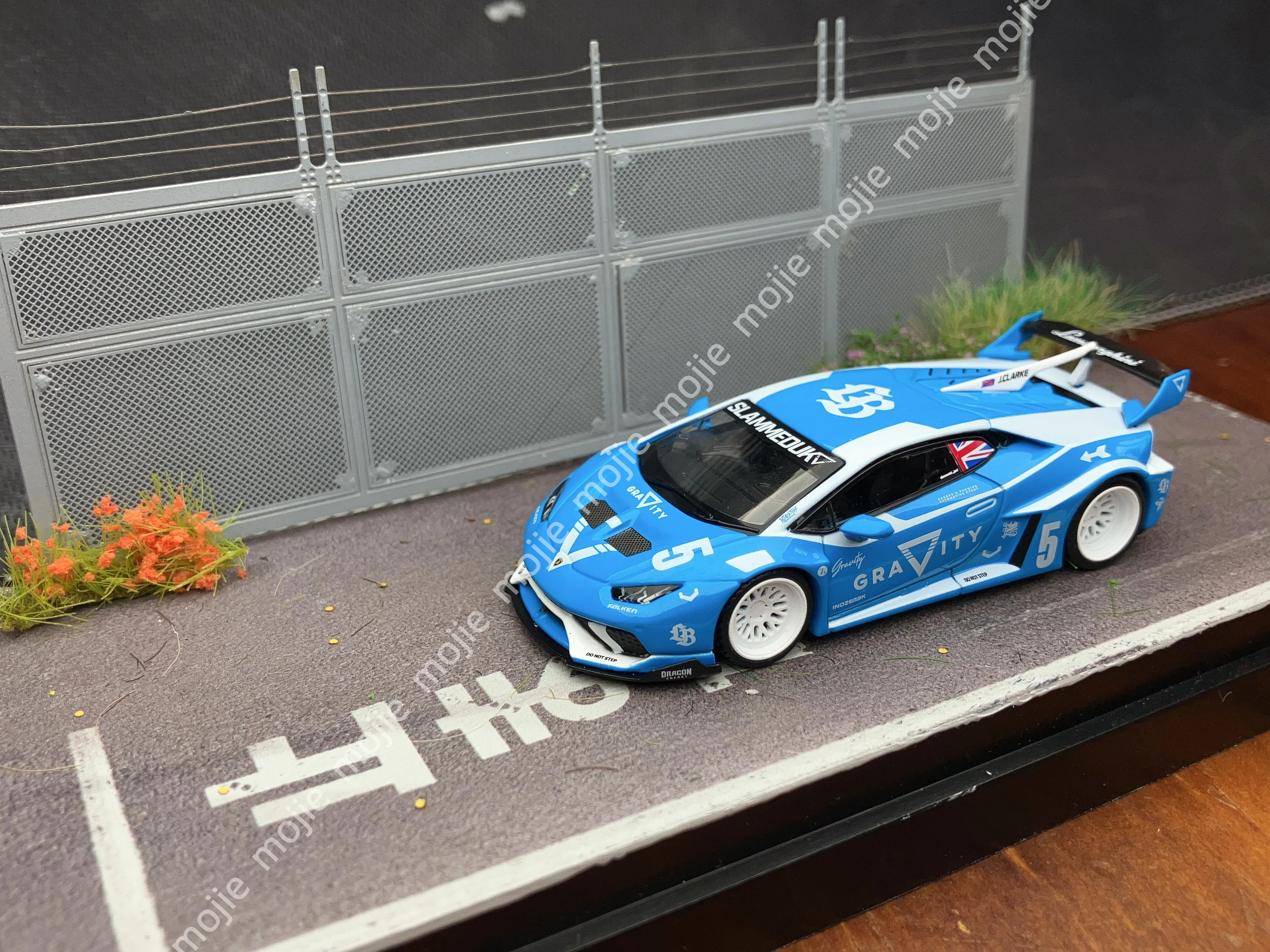 

Mini GT #1055 LB WORKS Huracán GT GRAVITY JDM Super Car Diecast Model Car