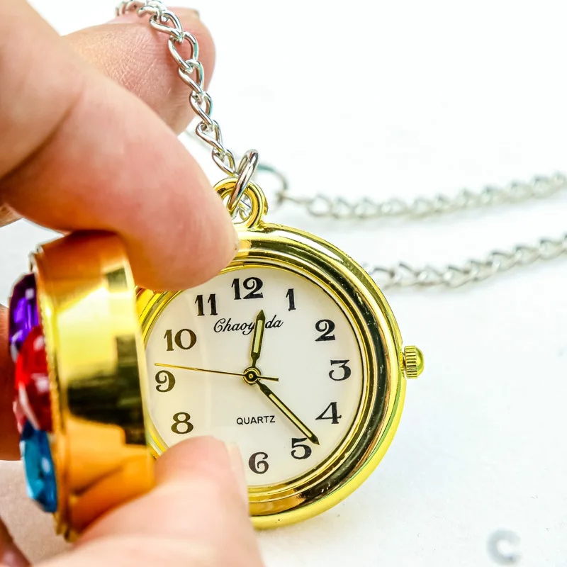 Милые вращающиеся часы Lucky Four-Leaf Clover для девочек с цепочкой, детские кварцевые карманные часы для учащихся начальной школы, школьный брелок