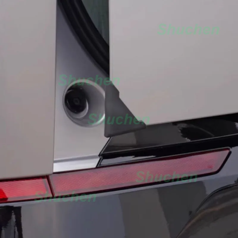 Рисунок 6 - Накладка на бампер задней двери