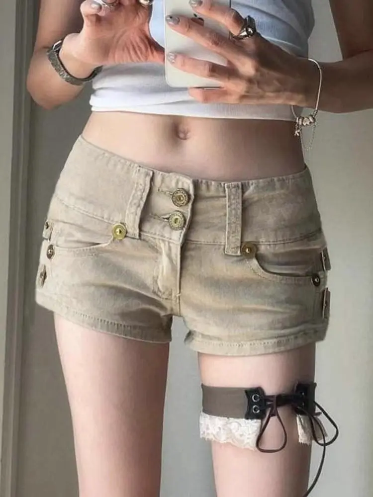 Pantaloncini di jeans da donna con bottino kaki Pantaloncini di jeans a vita bassa Pantaloncini da cowboy sexy per club DJ Party Nightclub anni 2000 Y2k Gyaru Hot Pants Shorts