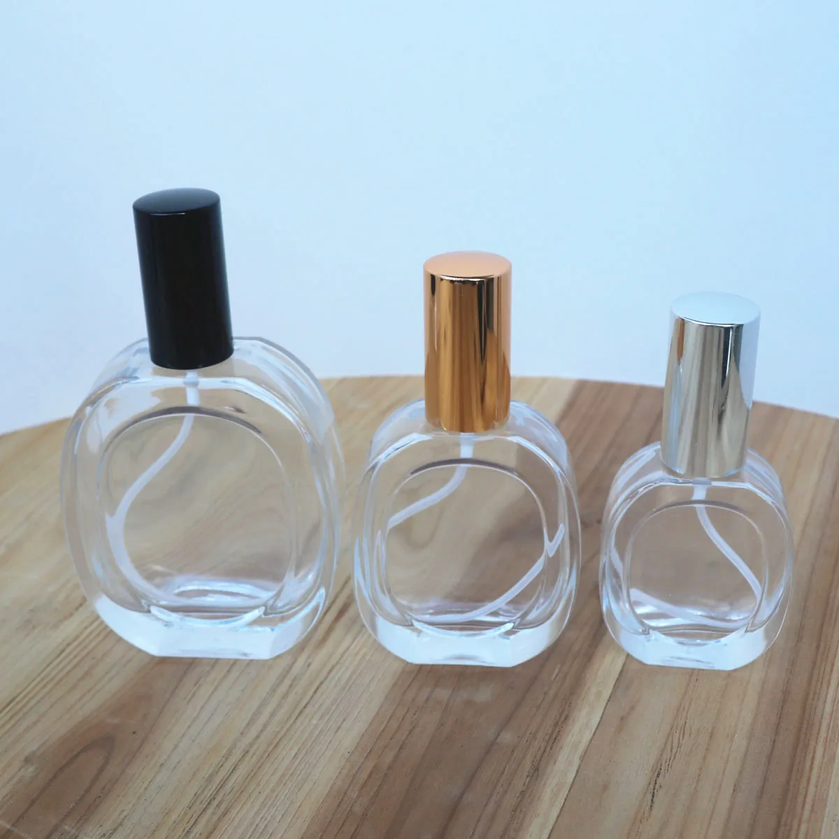 30ml 50ml 100ML Flat Round Glass Spray Bottle Transparent glass bottle Fine Mist Sprayer Gold / Silver / Black Atomizer