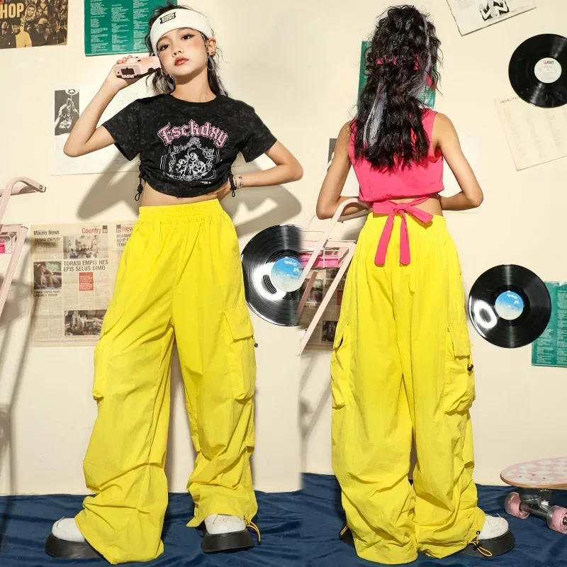 

Костюм для джазового танца для девочек, одежда для танцоров в стиле диджея, детская одежда в стиле хип-хоп, укороченный топ, уличная одежда, тактические желтые брюки-карго допамина