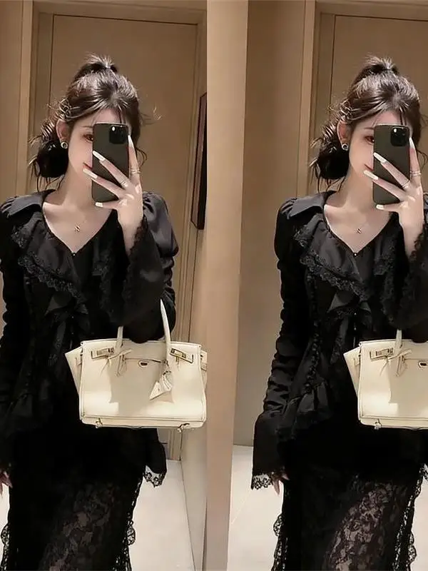 

Elegant Long Sleeve V-Neck Ruffle Hem Shirt Women's Design Sense Pleated Flared Sleeve Waist-Cinching Top Pure Desirable Style