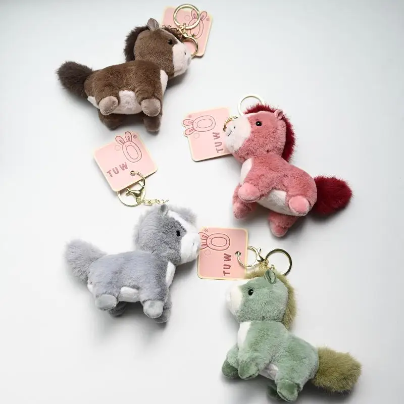 Porte-clés poney en peluche, 1 pièce, Adorable jouet en peluche, breloque pour sac à livres, mascotte de l'année du cheval, pendentif, cadeau