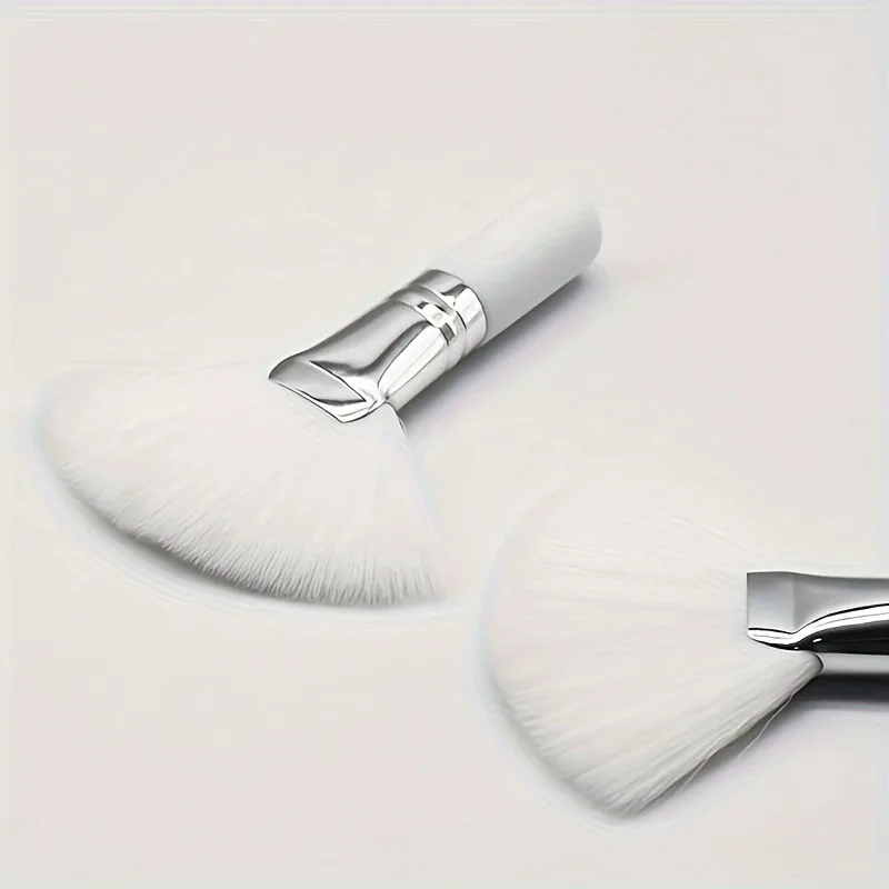 1pc Scalloped Fluffy Soft Fibre Bristle Brush - Soft, Portable, and Gentle on Skin, Unscented, Perfect for Normal Skin Types