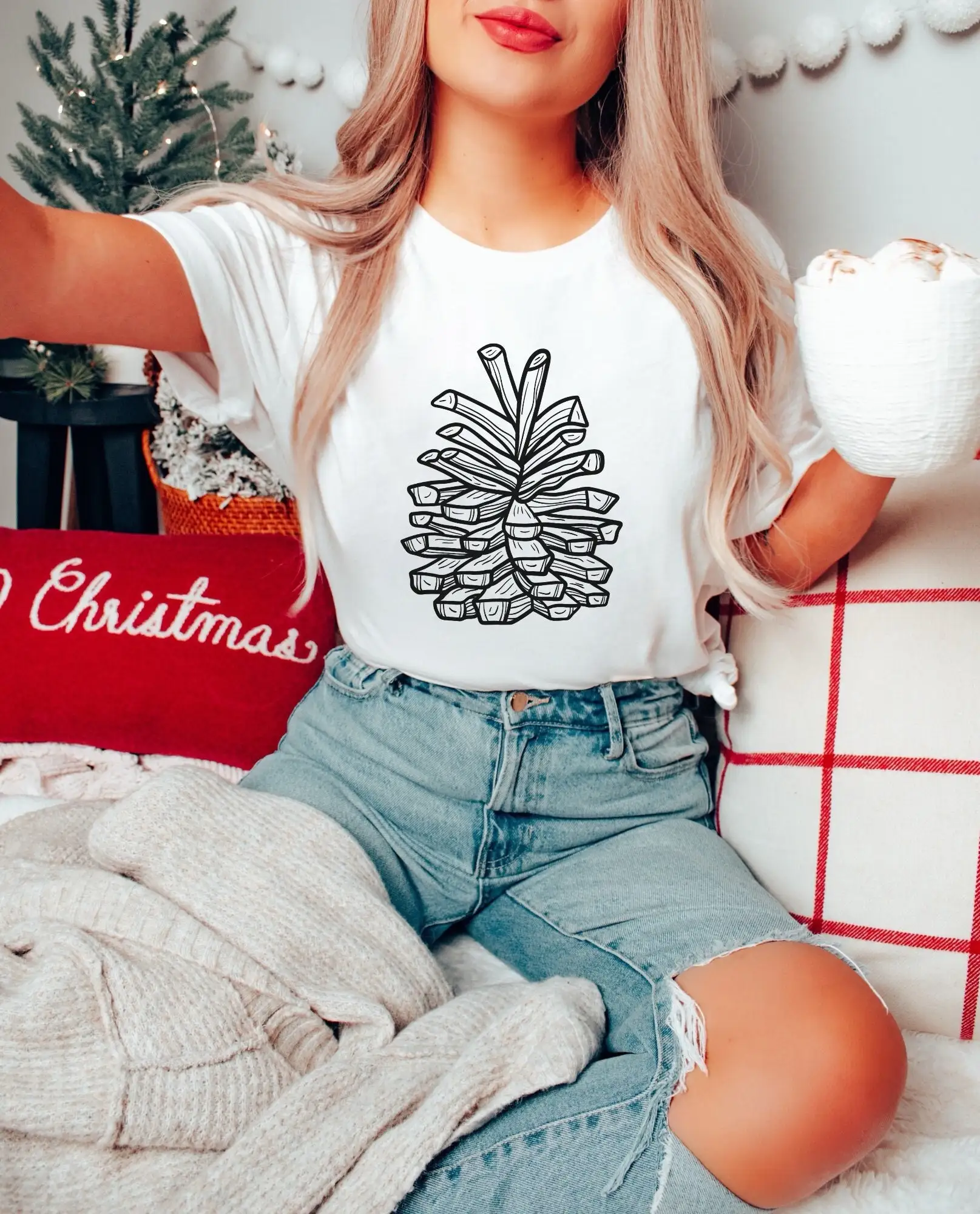 Christmas T Shirt Pincone Wald Winter Clothing Wintermotiv Cottagecorestyle