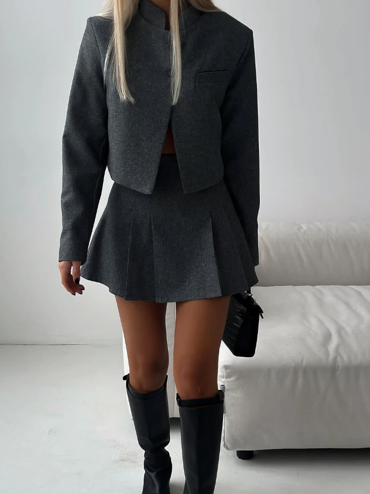 New High-end Solid Color Stand Up Collar Cardigan Set for Women's Spring High Waisted Suit with Pleated Skirt, Complete Outfit