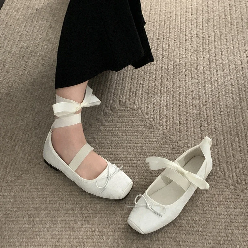 2024 Designer Ankle Cross Strap Women Flat Shoes Fashion Shallow Ladies Comfort Soft Sole Flat Heel Ballerina Shoes