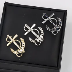 Vintage Seafaring Anchor Rudder Brooch 3-Color Metal Collar Pin For Men Suit Coat Jewelry Accessories Couple Gift