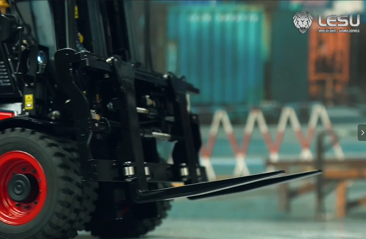 LESU 1/14 carretilla elevadora hidráulica RC Aoue-LD160S de Metal RTR Control remoto coche con ruedas modelo Battrey PL18 Radio DIY juguetes de sonido camiones