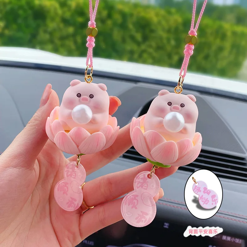 Sense Of Luxury Car Pendant Creative Palm Pearl Car Ornament Cute Pig Pig Doll Car Interior Mirror Pendant