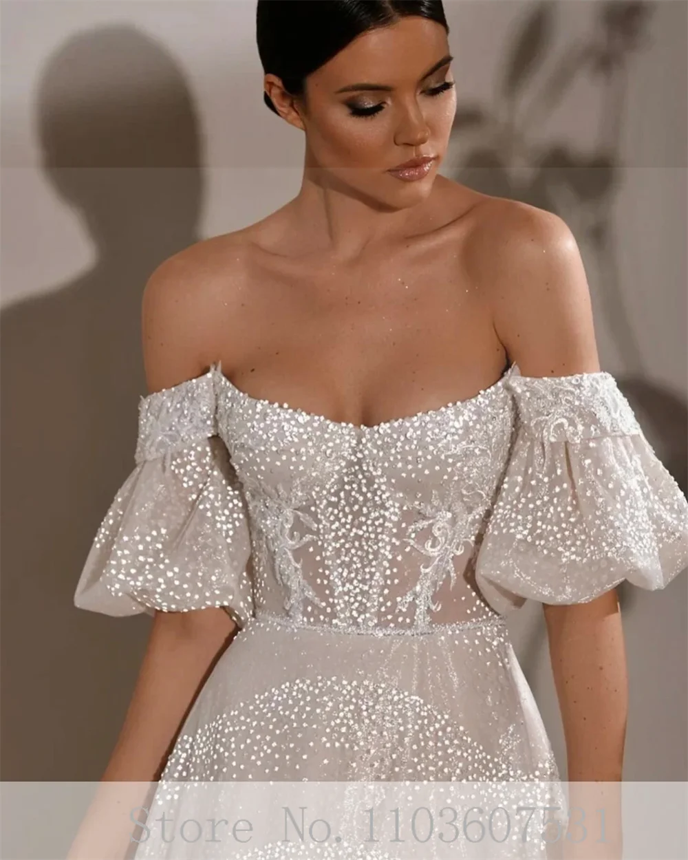 Off the Shoudler Pleated Sequins Shiny Wedding Dress A-line Tulle Short Puff Sleeve Wedding Bridal Gown with Court vestido noiva