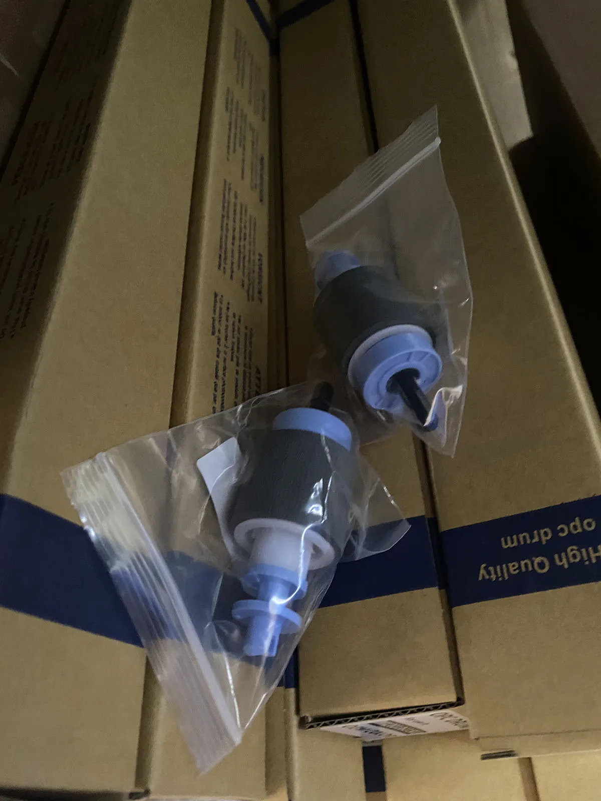 

1X RM1-2998-000 Ролик захвата лотка 2 3 для HP LaserJet M5025 M5035 M5039 700 M712 M725/5025 5035 5039 712 725