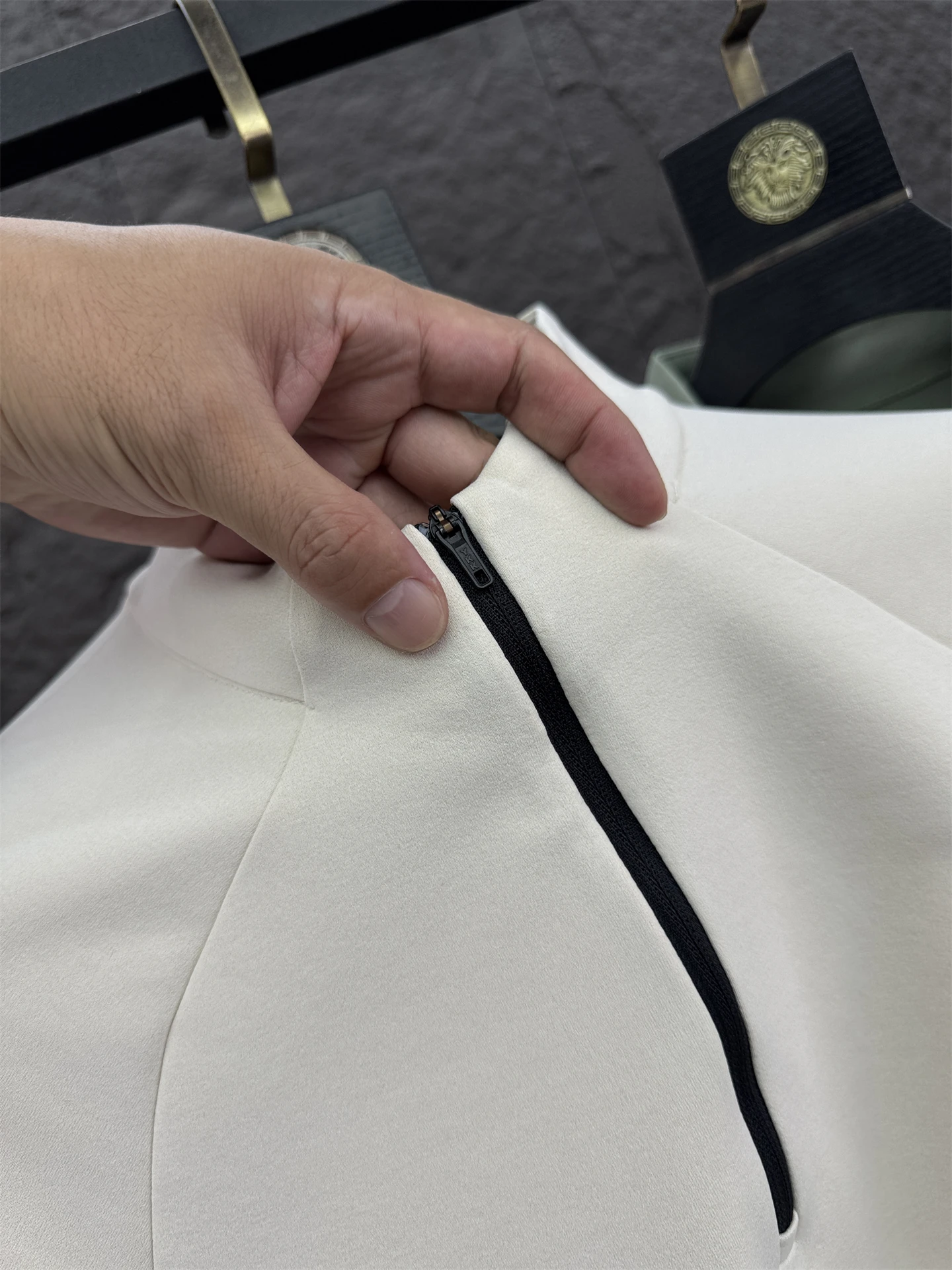 Svip Xio 2900 وظيفة الخياطة Thiened طويل Sve تي شيرت الرجال عادية سستة لون نقي مريح الخريف الوقوف طوق