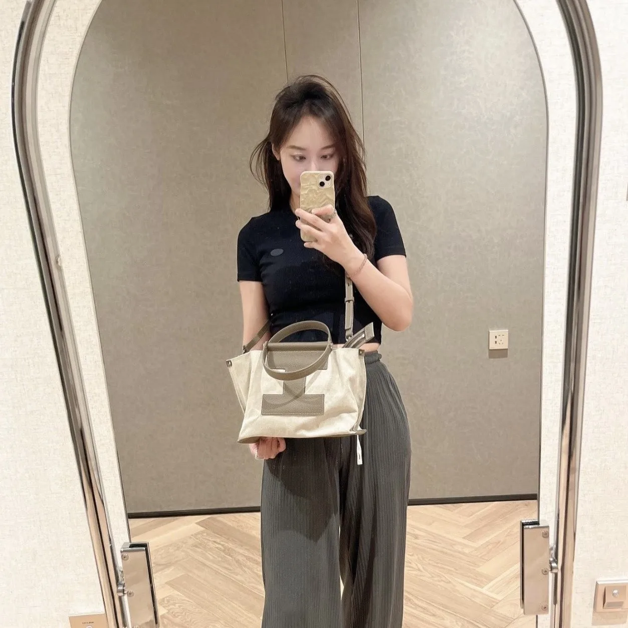 

Iacucci Niche Design New 2025 Shopping Bag Large Capacity Color-Block Canvas Tote Shoulder Bag