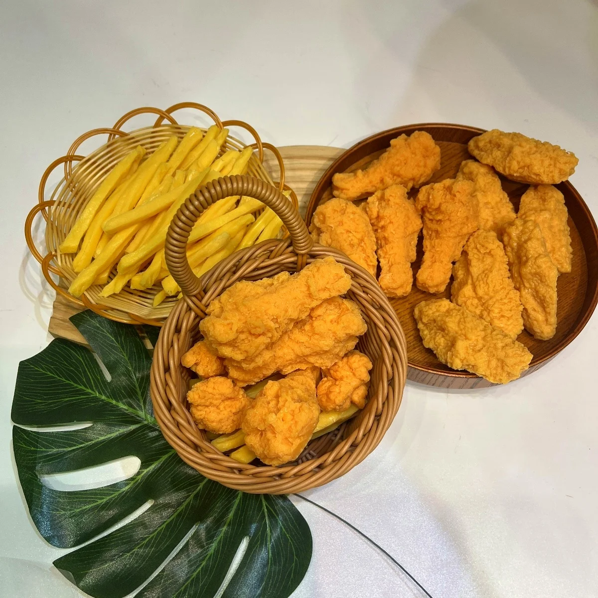 Fried Chicken Set Meal Model, American Fast Food Chicken Legs And Chips Food Model, Cabinet Decoration, Tabletop Decoration