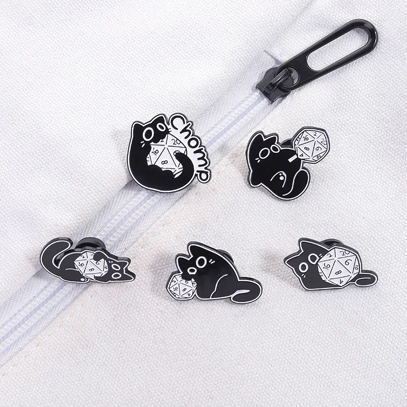 

Cute Big Eyes Black Cat Playing Chomp Dice Enamel Pin RPG Cosplay Game Dice Kitten Brooches Lapel Badge Jewelry Gift for Friends
