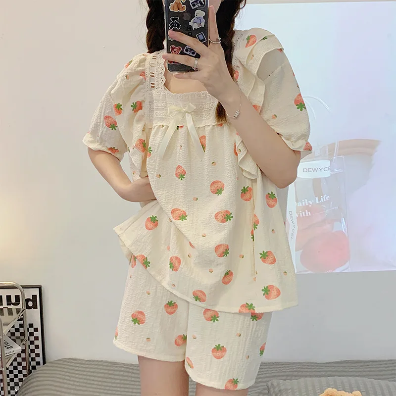 Pajamas for Women Summer New Wrinkled Fabric Cute Sweet Strawberry Comfortable Short-sleeved Shorts Square Collar Home Wear Set