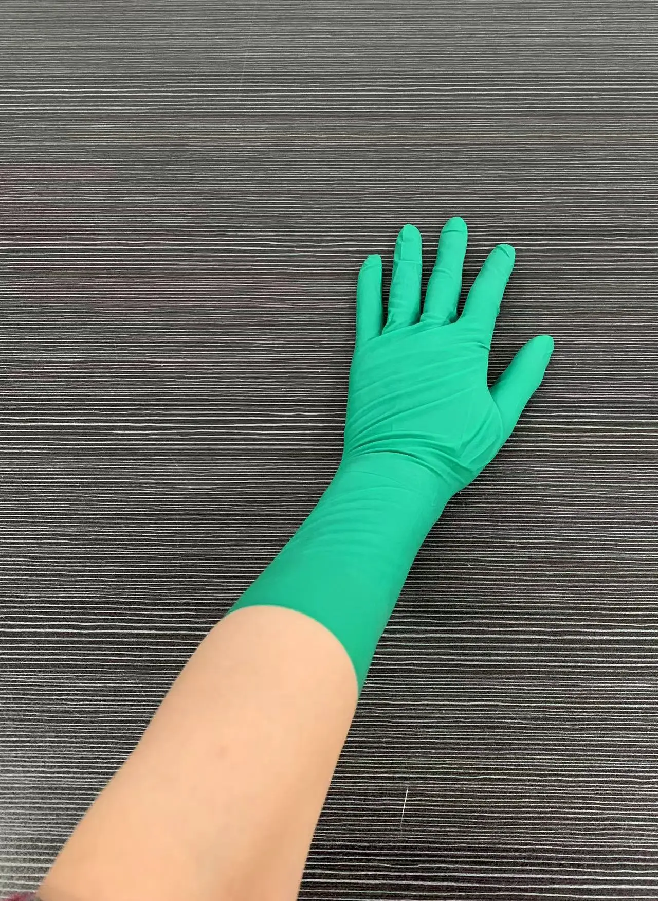 Ansell Gammex non-latex ( 1pair )   Neoprene   chemical accelerator-free gloves  offer advanced allergy protection