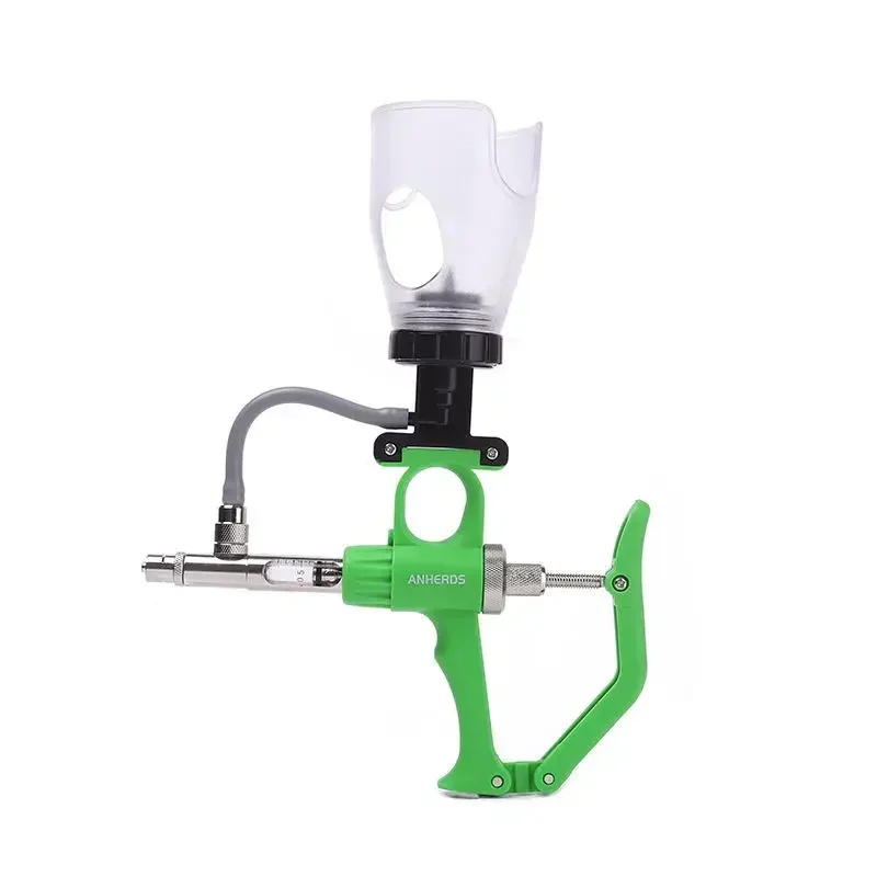 Triple use continuous syringe, animal adjustable integrated injection gun, injection syringe B