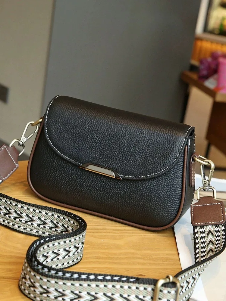 

Faionable Leather Crossbody Bag for Women with Wide oulder Strap Casual Leisure Mom Bag New 2025 Ele Commuting Sle