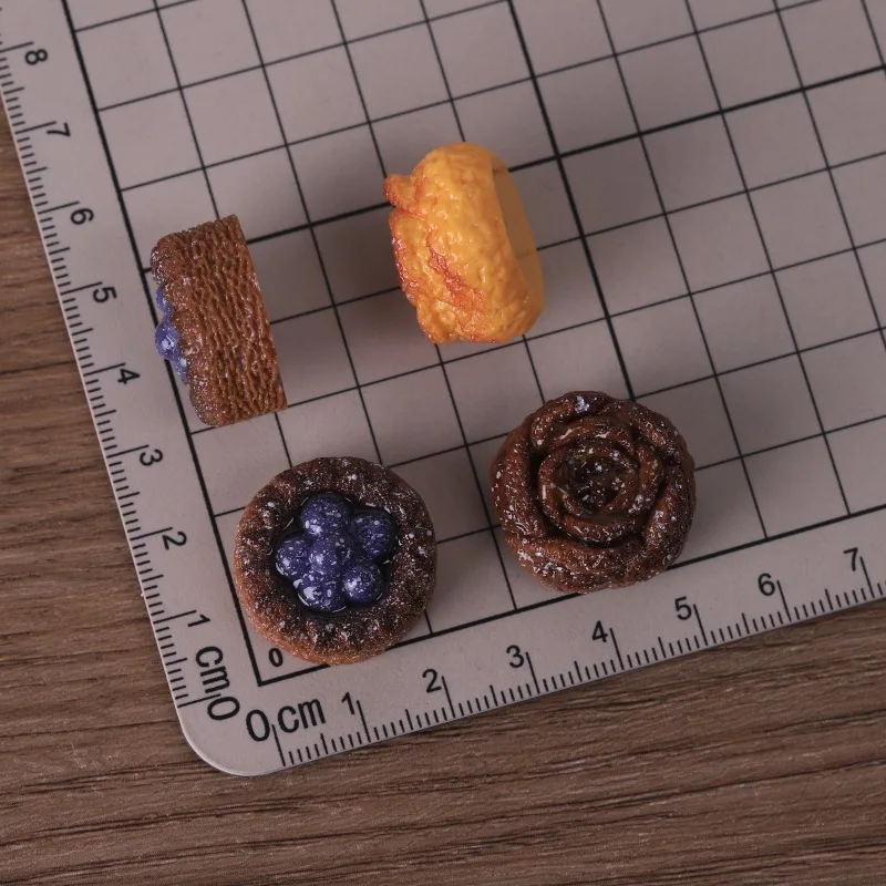 3pcs Mini Bread Blueberry Cake Rose Flower Cake Figurine Dollhouse Decor Accessories DIY Resin Miniature Bakery Scene Ornament