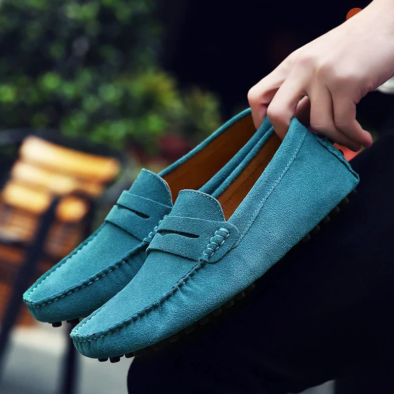 Sepatu pantofel biru klasik pria sepatu kasual kulit Suede bersirkulasi datar Slip-on berkendara sepatu kacang polong pria ukuran besar 49