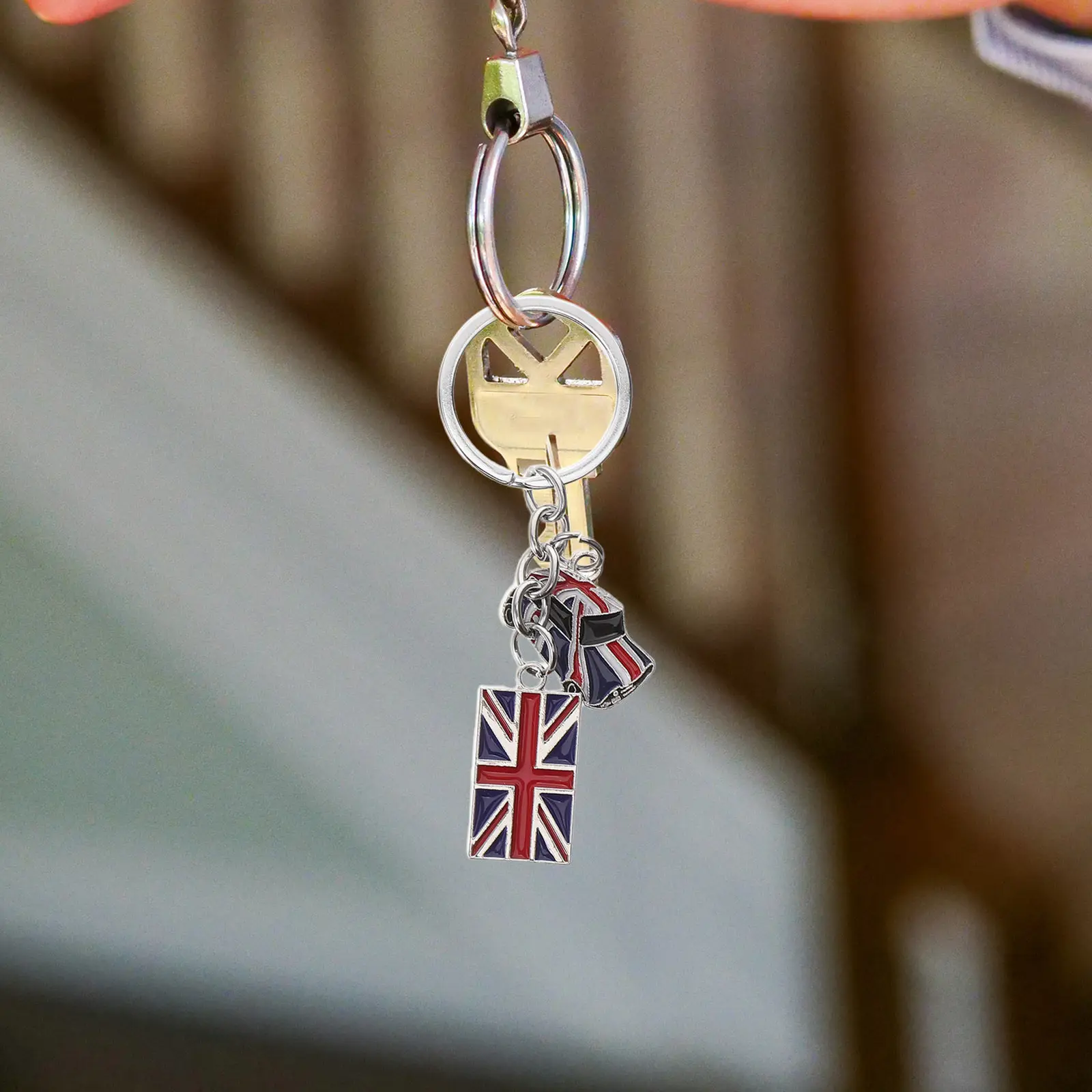 2Pcs British Flag Keychain Metal Pendant Uk National Flag Souvenir Travel Gift Bag Charm for Tote Backpack Handbag Accessories