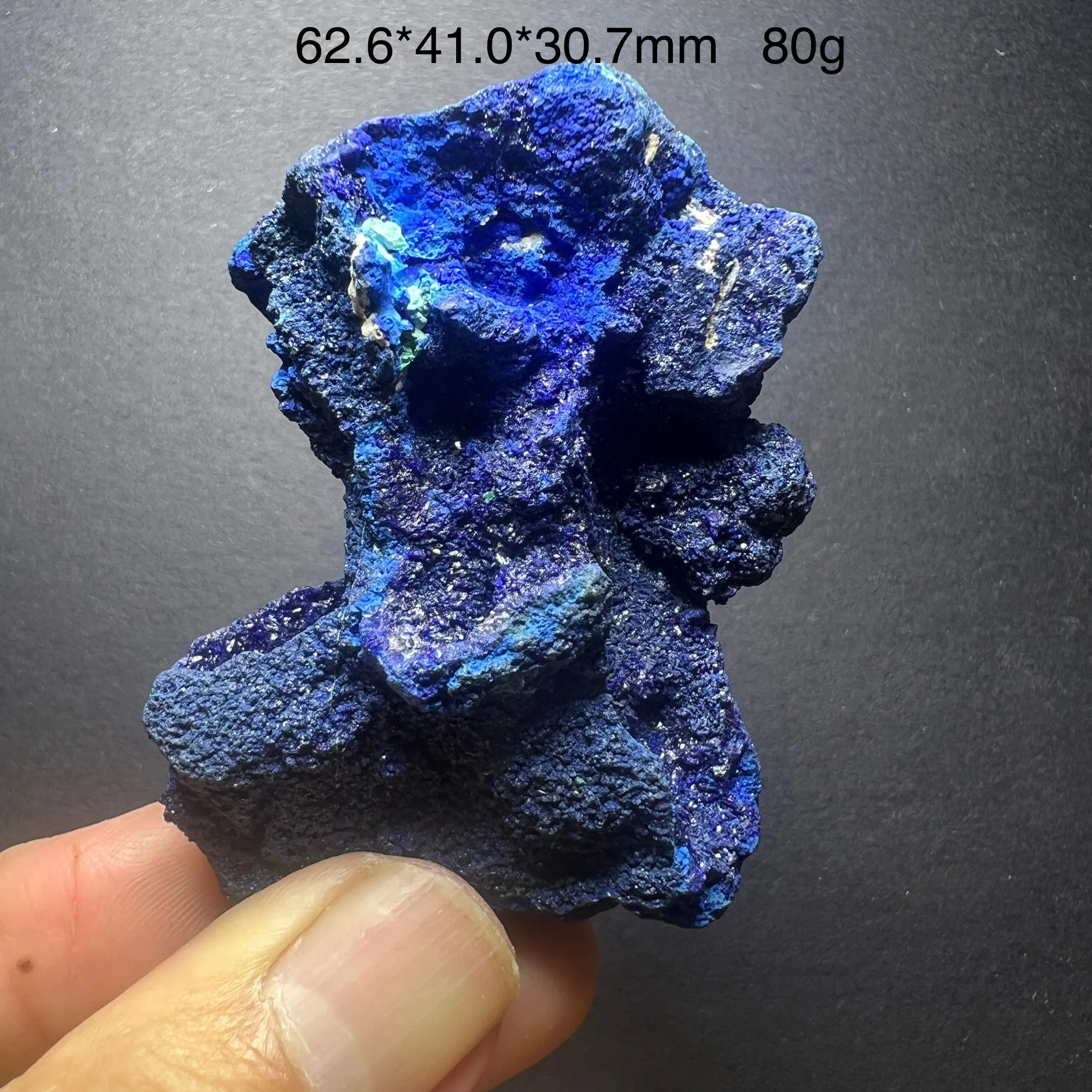 

Natural azurite rough stone, malachite coexistence, blue mineral crystal, green mineral specimen, mineral collection display pie