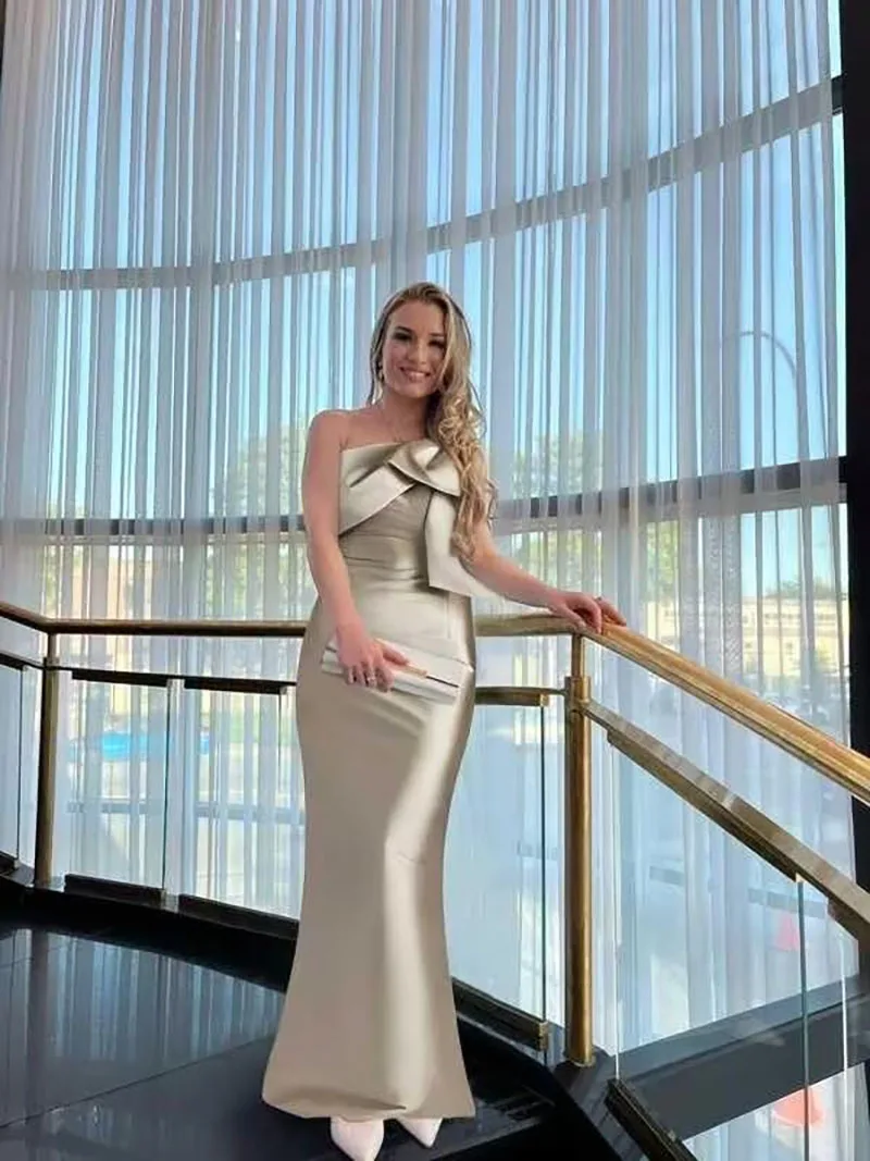 Ein Schulter elegantes Satin Ballkleid für Frauen Meerjungfrau Cocktail kleider lange figur betonte Abendkleider mit Rückens chlitz