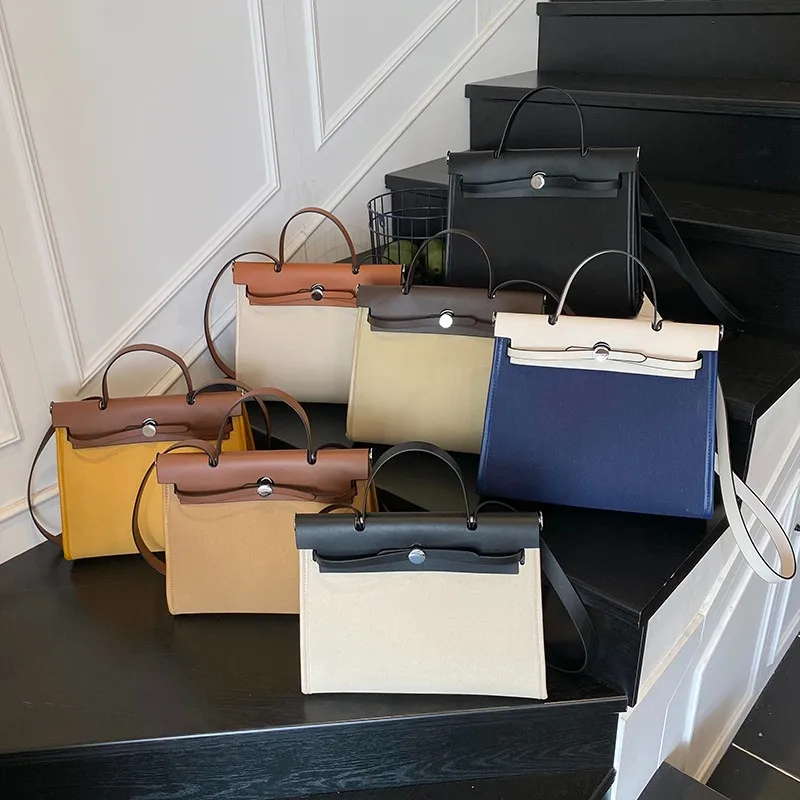 

2025 Новая минималистичная элегантная сумка через плечо для женщин. Универсальная сумка через плечо для дня и ночи. Мягкая кожа для офиса и прогулок. Chic Aura.