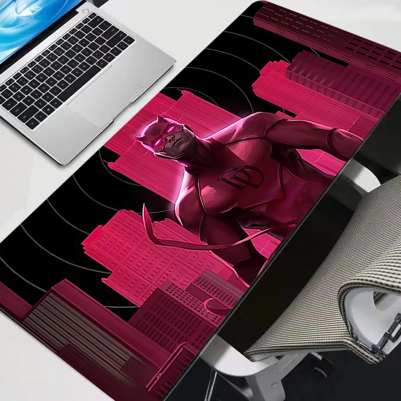 แผ่นรองเมาส์สำหรับเล่นเกมเดรดเดวิลแผ่นรองเมาส์คอมพิวเตอร์ขนาดใหญ่แบบไม่ลื่นแผ่นรองโต๊ะพีซีอะนิเมะพรมคีย์บอร์ดอุปกรณ์เสริมสำหรับเกมเมอร์แผ่นรองโต๊ะ