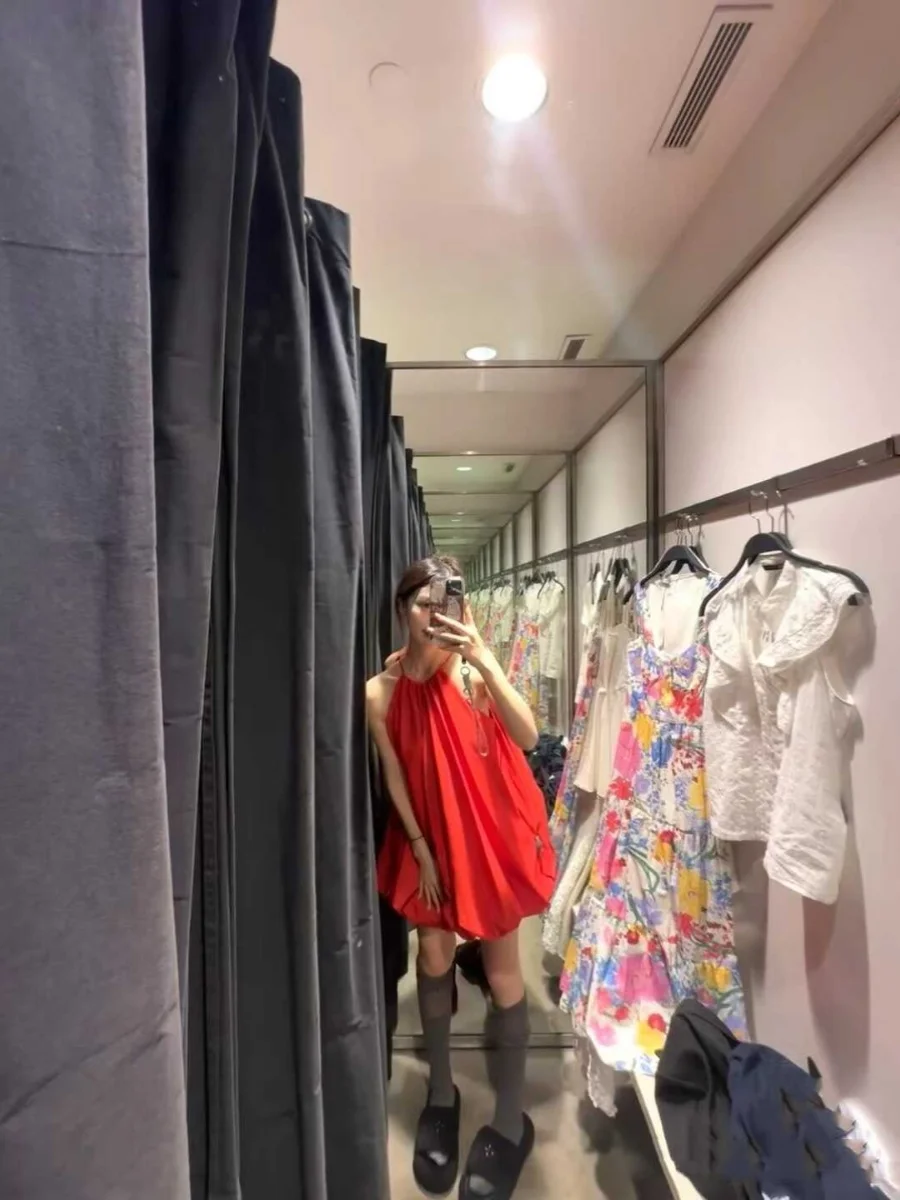 فستان نسائي جديد للصيف بتصميم مكشوف الكتفين وأكمام بالون وتنورة قصيرة وياقة مستديرة وقصة H للشاطئ